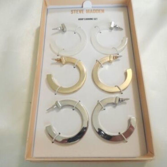 Steve Madden 1-3/4" Medium Lucite Solid Trio Earring Gift Set - Picture 4 of 4